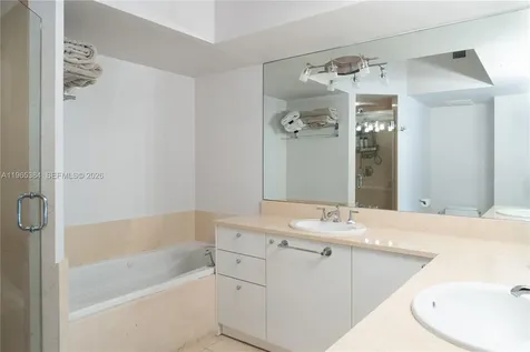 20000 E Country Club Drive Aventura FL 33180