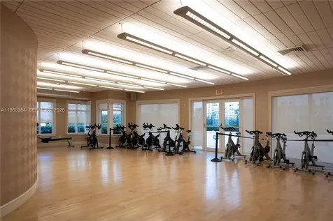 20000 E Country Club Drive Aventura FL 33180