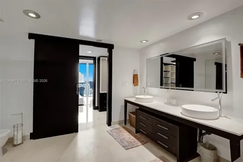 465 Brickell Avenue Miami FL 33131