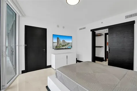 465 Brickell Avenue Miami FL 33131