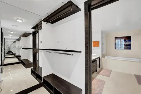 465 Brickell Avenue Miami FL 33131