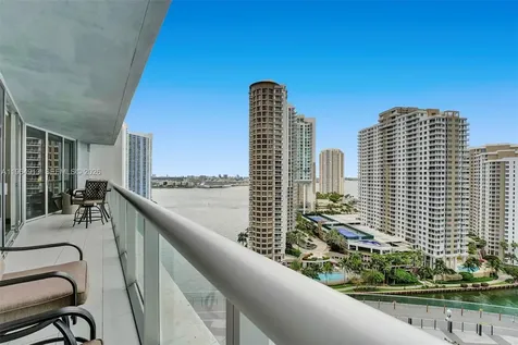 465 Brickell Avenue Miami FL 33131