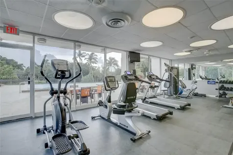 3375 N Country Club Drive Aventura FL 33180