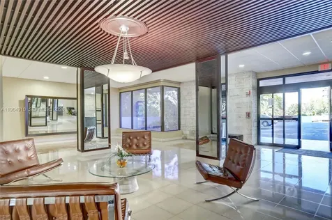 3375 N Country Club Drive Aventura FL 33180