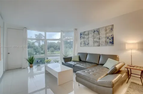 3375 N Country Club Drive Aventura FL 33180