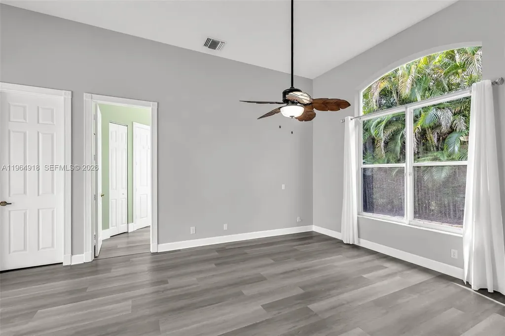 558 NW 118th Avenue Coral Springs FL 33071