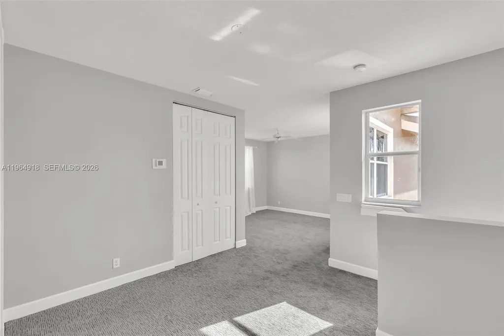 558 NW 118th Avenue Coral Springs FL 33071