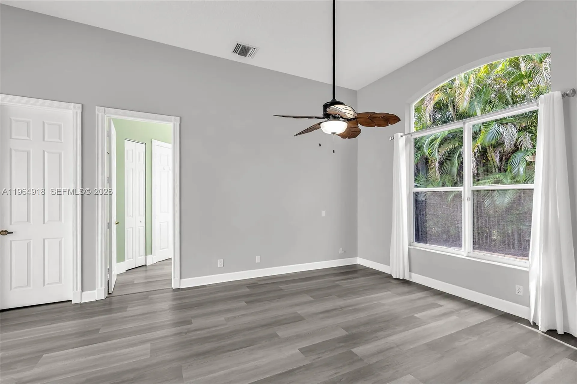 558 NW 118th Avenue Coral Springs FL 33071