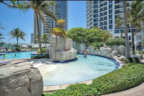 18001 Collins Avenue Sunny Isles Beach FL 33160