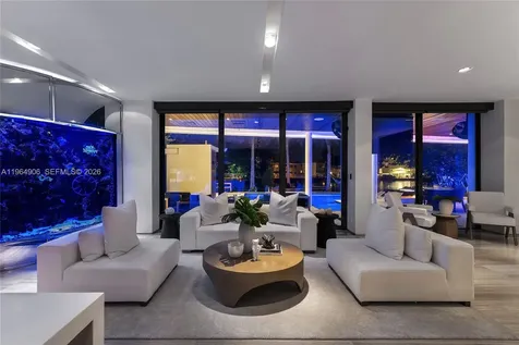 528 Lakeview Court Miami Beach FL 33140