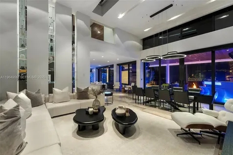 528 Lakeview Court Miami Beach FL 33140
