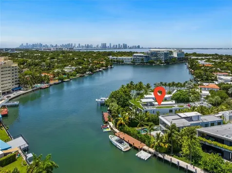 528 Lakeview Court Miami Beach FL 33140