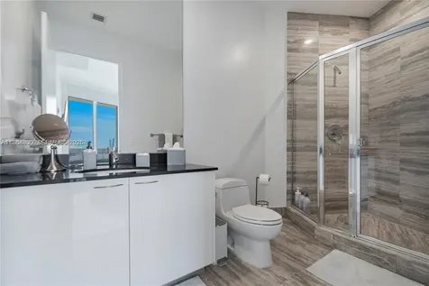 16001 Collins Avenue (AVAIL 05/01/2026) Sunny Isles Beach FL 33160