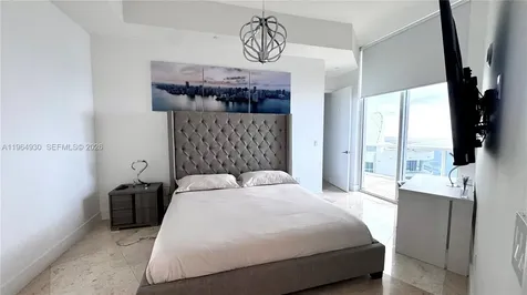 16001 Collins Avenue (AVAIL 05/01/2026) Sunny Isles Beach FL 33160