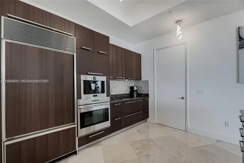 16001 Collins Avenue (AVAIL 05/01/2026) Sunny Isles Beach FL 33160