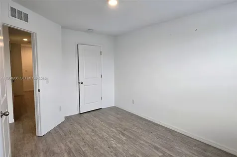 742 Langboat Drive Davenport FL 33896