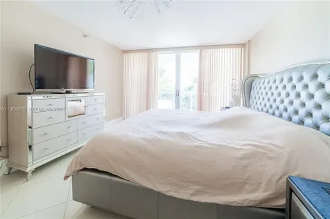 16711 Collins Avenue Sunny Isles Beach FL 33160
