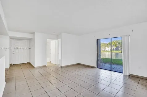 351 Palm Way Pembroke Pines FL 33025