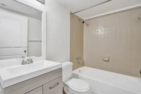 351 Palm Way Pembroke Pines FL 33025