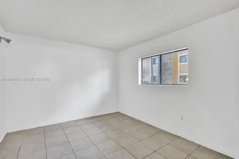 351 Palm Way Pembroke Pines FL 33025