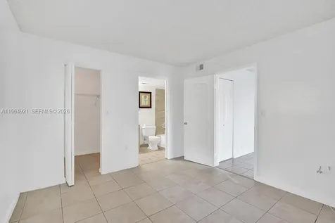 351 Palm Way Pembroke Pines FL 33025