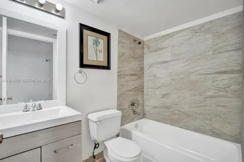 351 Palm Way Pembroke Pines FL 33025