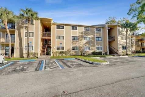 351 Palm Way Pembroke Pines FL 33025