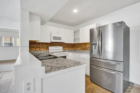 351 Palm Way Pembroke Pines FL 33025