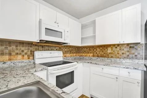 351 Palm Way Pembroke Pines FL 33025