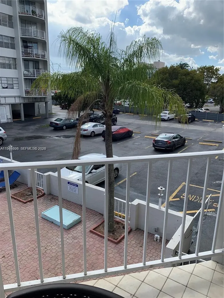 16740 NE 9th Avenue North Miami Beach FL 33162
