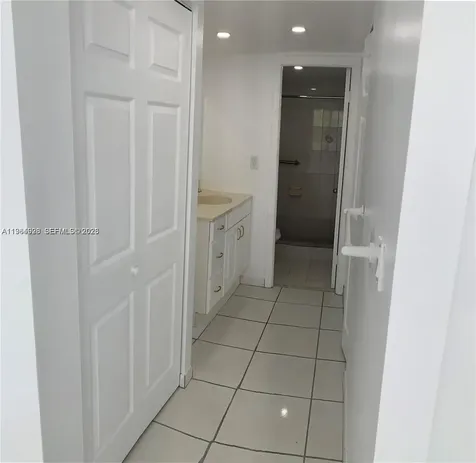 16740 NE 9th Avenue North Miami Beach FL 33162