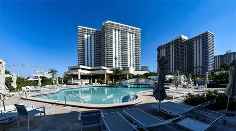 19707 Turnberry Way Aventura FL 33180