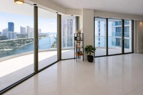 19707 Turnberry Way Aventura FL 33180
