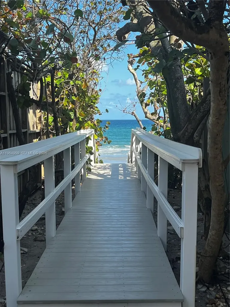 3604 S Ocean Boulevard Highland Beach FL 33487