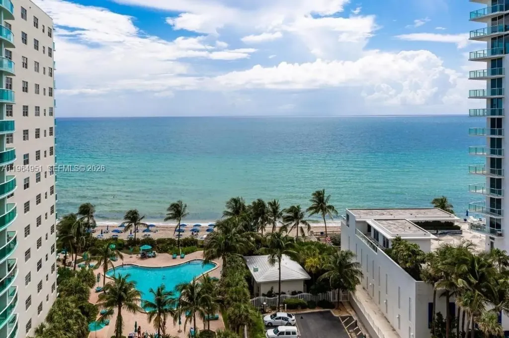 3901 S Ocean Drive Hollywood FL 33019