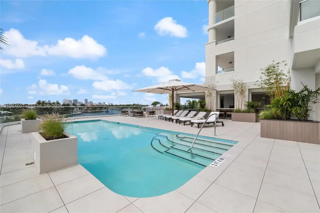 3055 Harbor Drive Fort Lauderdale FL 33316