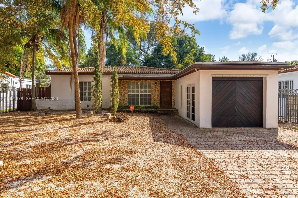 4220 SW 13th Street Miami FL 33134