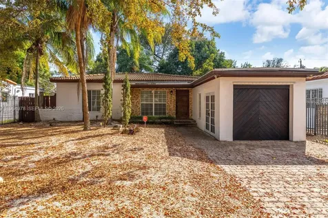 4220 SW 13th Street Miami FL 33134