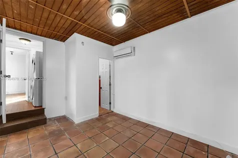 4220 SW 13th Street Miami FL 33134