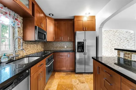 4220 SW 13th Street Miami FL 33134