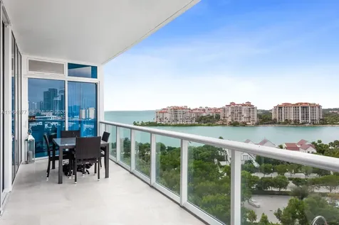 100 S Pointe Drive Miami Beach FL 33139