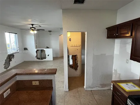 3021 Laurel Ridge Circle Riviera Beach FL 33404