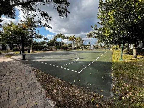 3021 Laurel Ridge Circle Riviera Beach FL 33404