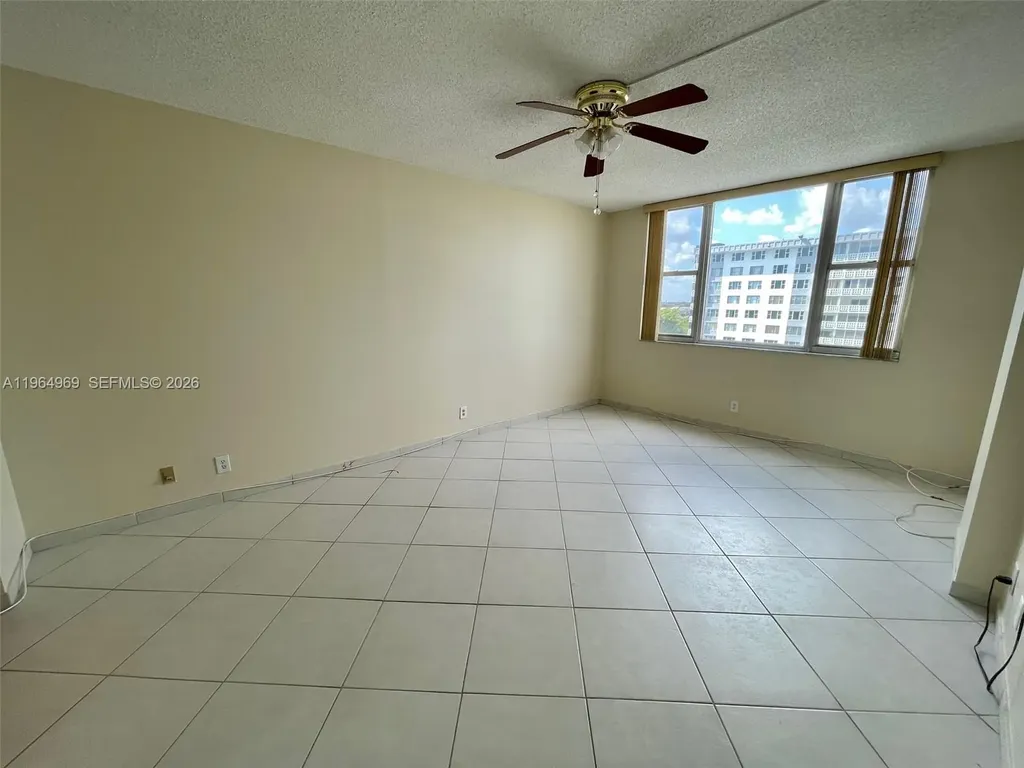 4330 Hillcrest Drive Hollywood FL 33021