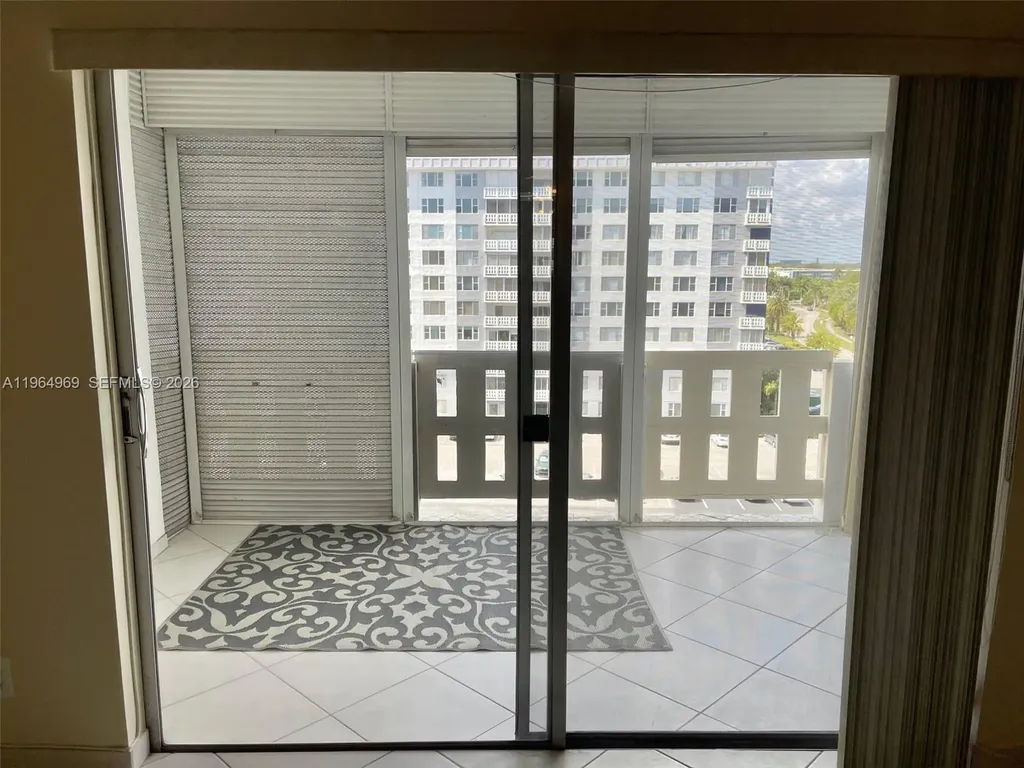 4330 Hillcrest Drive Hollywood FL 33021