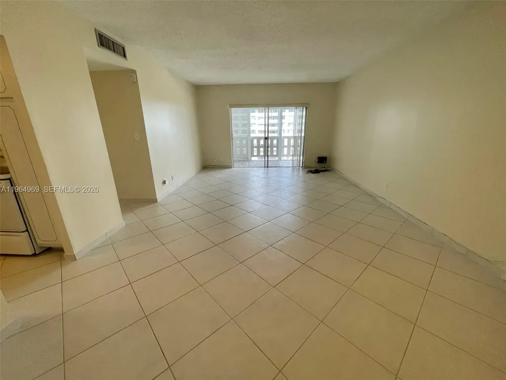 4330 Hillcrest Drive Hollywood FL 33021