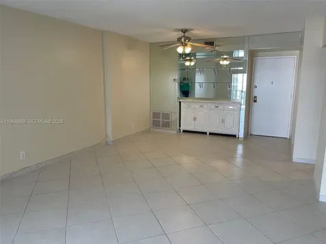 4330 Hillcrest Drive Hollywood FL 33021