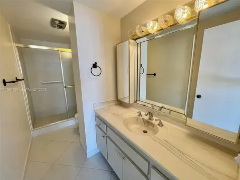 4330 Hillcrest Drive Hollywood FL 33021