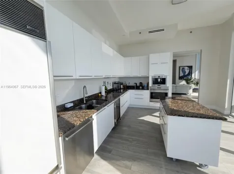 15901 Collins Avenue Sunny Isles Beach FL 33160