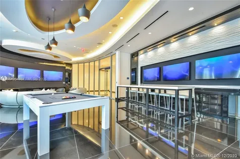 851 NE 1st Avenue Miami FL 33132